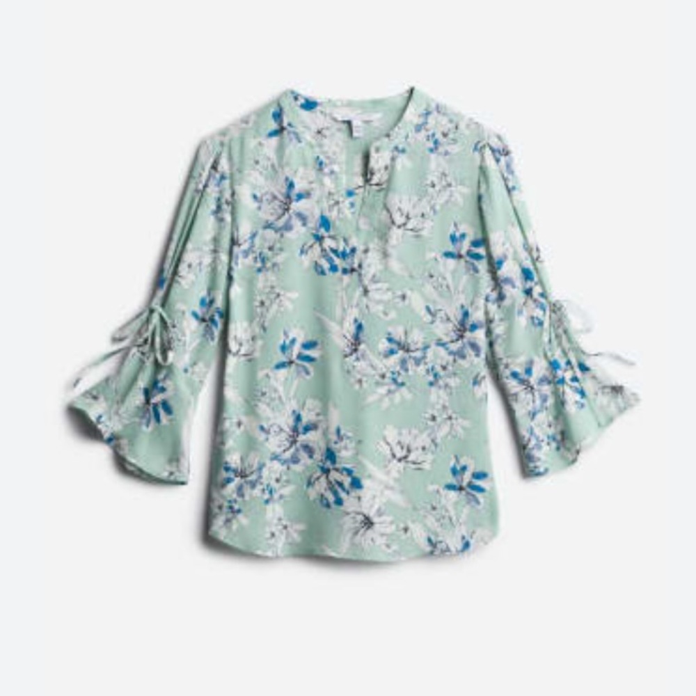 41 HAWTHORN
Trina Bell Sleeve Blouse